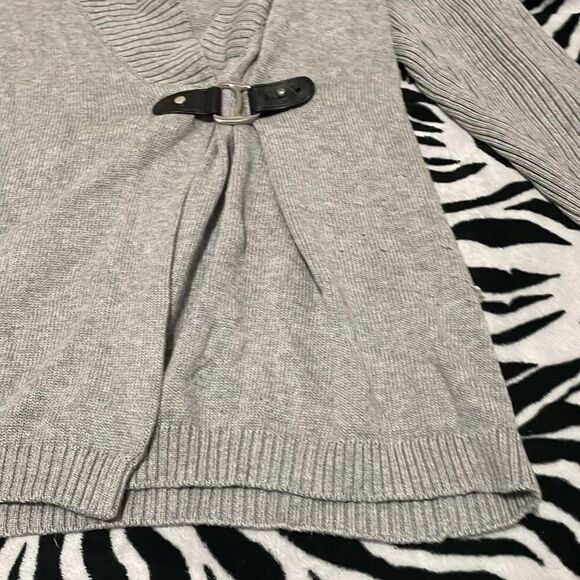 Charter club grey long sleeved faux leather buckle cardigan size 1x - Picture 3 of 10